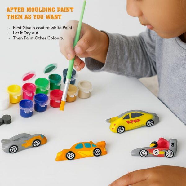 61QUDqR3AxL._AC_SL1500_.jpg Mould & Paint Racers DIY Craft Kit
